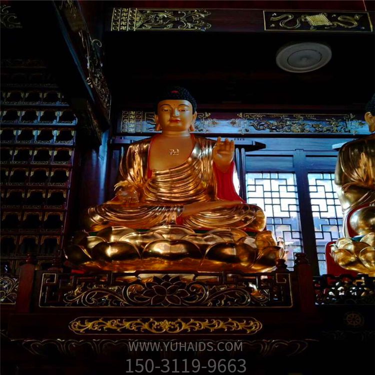 寺庙大型不锈钢喷金叩拜神佛三宝佛雕塑