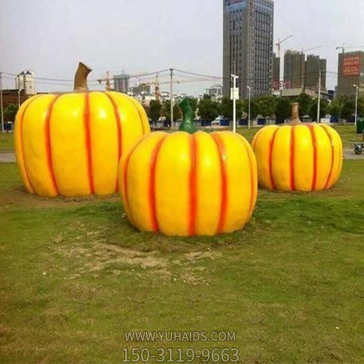大型玻璃钢仿真农作物南瓜雕塑