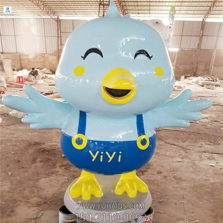 幼儿园玻璃钢卡通彩绘小鸡雕塑摆件