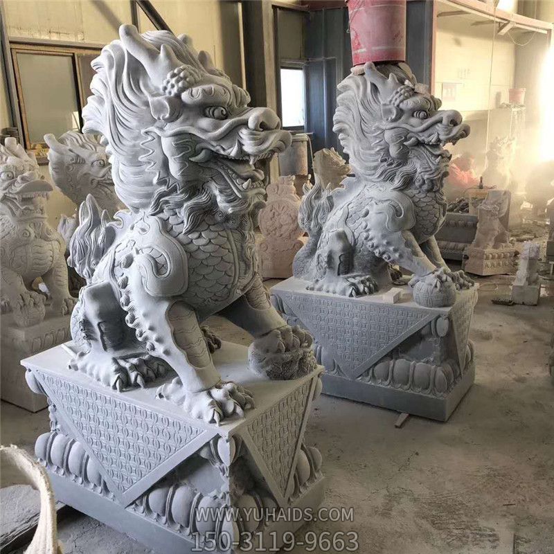 别墅小区创意石雕一对看门的狮子雕塑