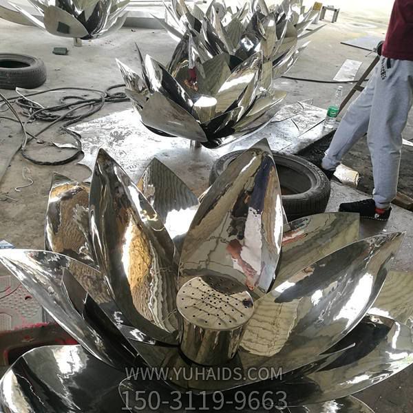 户外喷泉不锈钢镜面水景雕塑