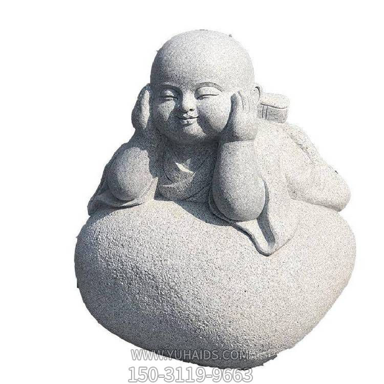 寺院户外摆放砂岩雕刻小和尚雕像雕塑