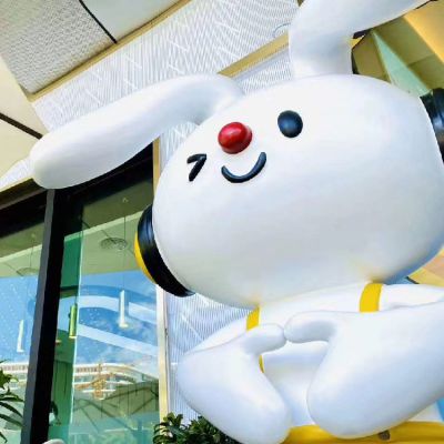 游乐场大号比心玻璃钢兔子雕塑