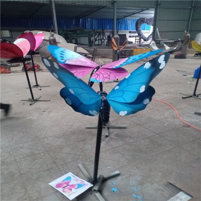 彩绘玻璃钢景观蝴蝶雕塑