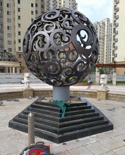 广场创意抽象不锈钢镂空球雕塑