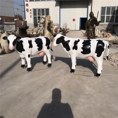玻璃钢仿真动物奶牛雕塑