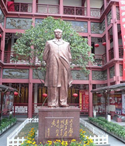别墅庭院铜雕伟大领袖毛泽东雕塑