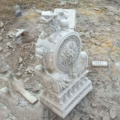 庭院别墅大理石石雕抱鼓石上的狮子雕塑