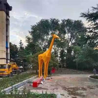 户外不锈钢抽象几何长颈鹿雕塑