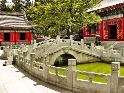 寺院池塘大理石小拱桥防护栏杆雕塑