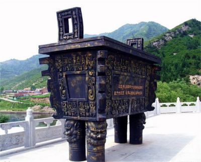 景区寺庙户外摆放大型铸铁长形鼎香炉