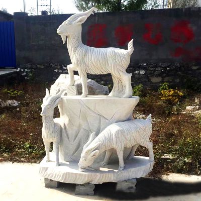 景区汉白玉石雕寓意吉祥的三羊开泰雕塑