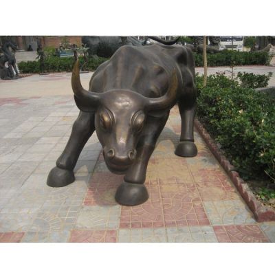 广场摆放大型纯铜铸造华尔街牛动物雕塑