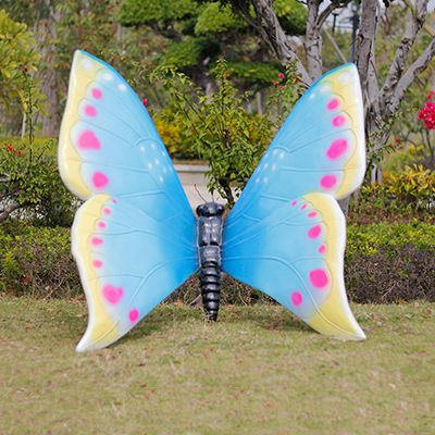 玻璃钢卡通村庄蝴蝶雕塑