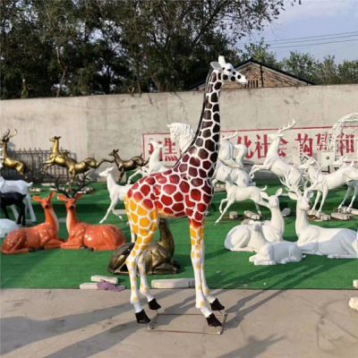 公园玻璃钢彩绘卡通景观长颈鹿雕塑 工厂现货