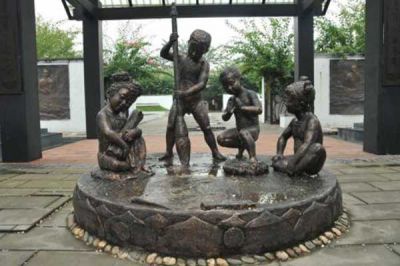 儿童雕塑-景区不锈钢铜雕拿着毛笔写字的儿童雕塑