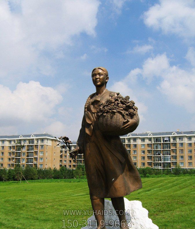 公园抱着花篮的少数民族人物铜雕女孩雕塑