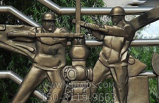 不锈钢抽象浮雕石油工人雕塑