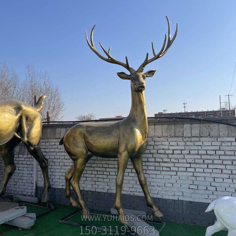 玻璃钢仿铜户外景区大型梅花鹿雕塑
