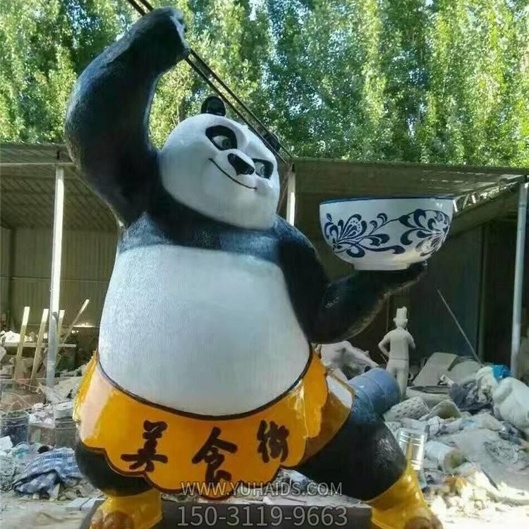 美食街玻璃钢卡通功夫熊猫雕塑