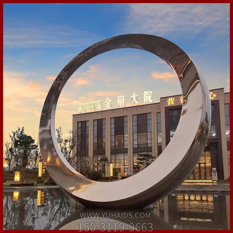 镜面不锈钢酒店会所门口大型圆环雕塑