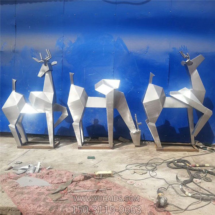 几何户外园林不锈钢抽象小鹿雕塑