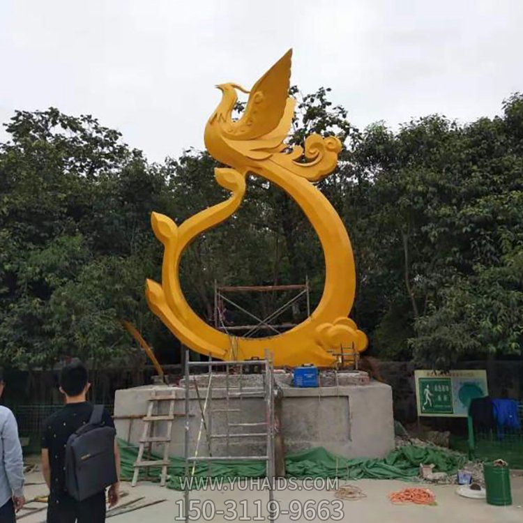广场大型抽象凤凰雕塑