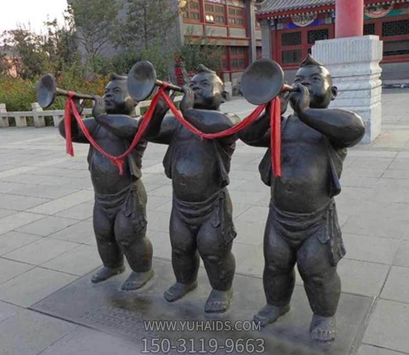 寺院吹喇叭的人物街边景观吹奏雕塑