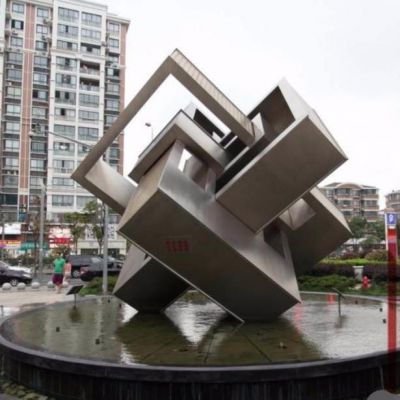 小区广场水池喷泉摆放不锈钢创意几何魔方雕塑