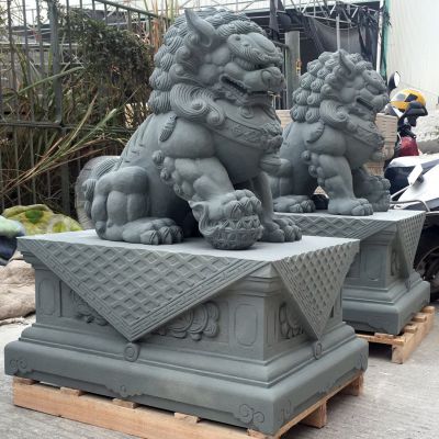 寺庙大型仿真动物青石石雕狮子雕塑