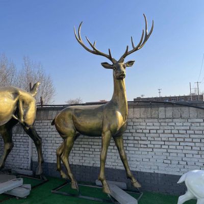 玻璃钢仿铜户外景区大型梅花鹿雕塑