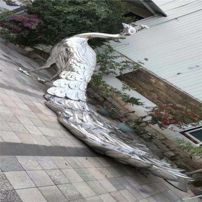 大型不锈钢抽象孔雀雕塑