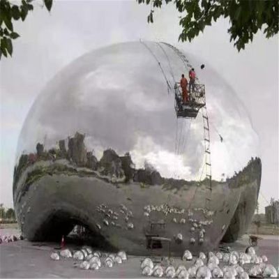 镜面大型不锈钢球体雕塑