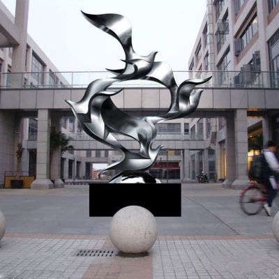 校园摆放不锈钢抽象飞鸽雕像