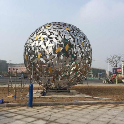 不锈钢树叶镂空球城市广场灯光亮化雕塑摆件