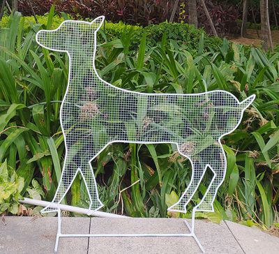 街道创意不锈钢镂空摆件鹿雕塑