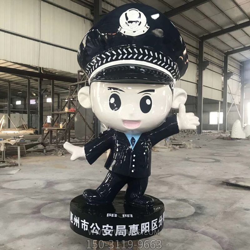 玻璃钢卡通可爱的警察雕塑