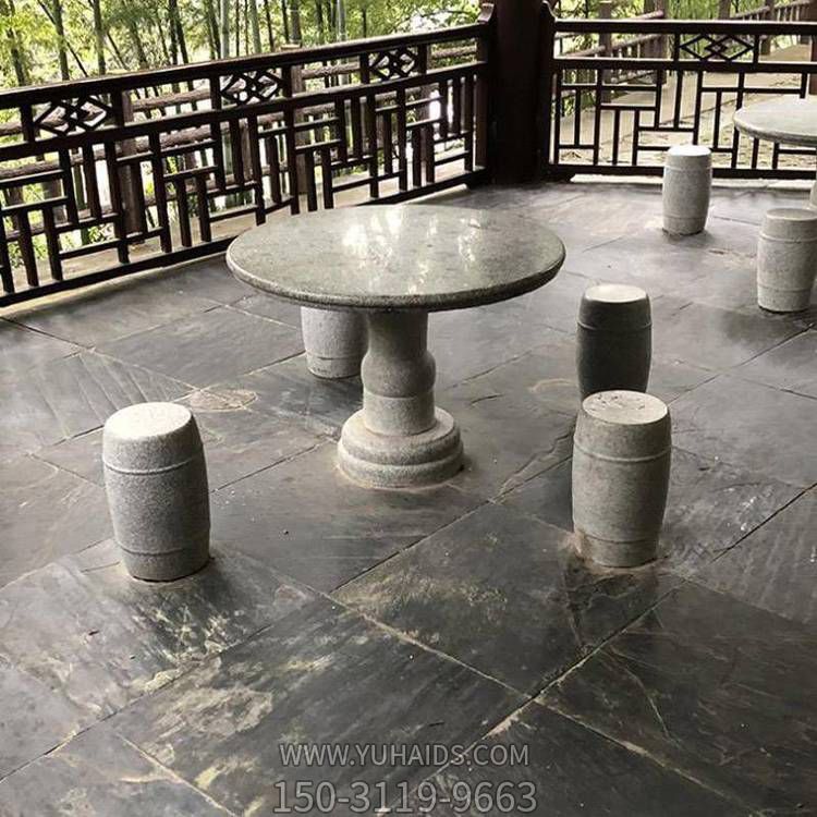 景点凉亭摆放花岗岩雕刻圆形休息石桌石凳雕塑