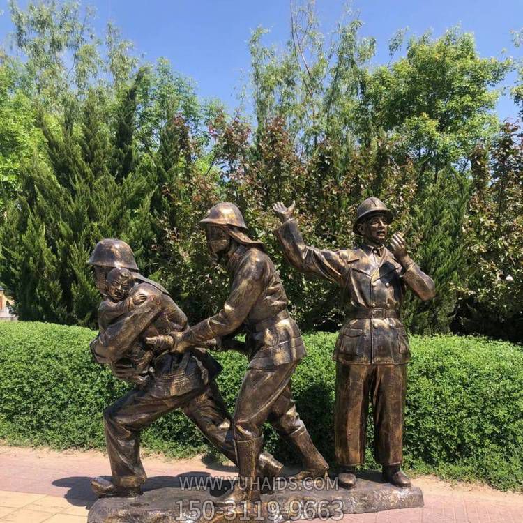 玻璃钢仿铜消防员救火人物公园摆件雕塑