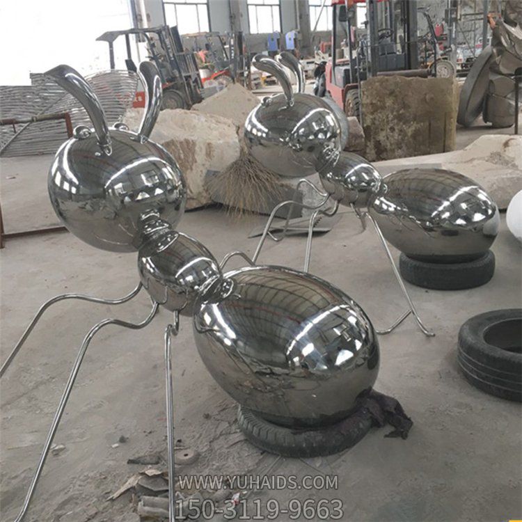 镜面不锈钢大型抽象蚂蚁雕塑