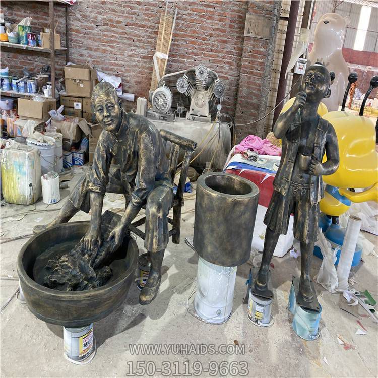 玻璃钢仿铜民俗文化洗衣服的情景人物雕塑
