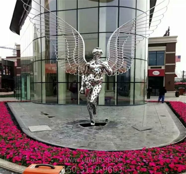 城市广场摆放镂空不锈钢天使雕塑