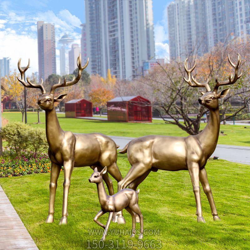 公园不锈钢仿铜一家三口梅花鹿雕塑