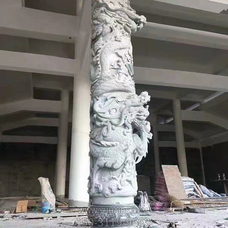 户外景区盘龙石柱雕塑