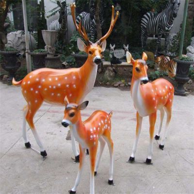 户外园林玻璃钢仿真动物景观梅花鹿雕塑