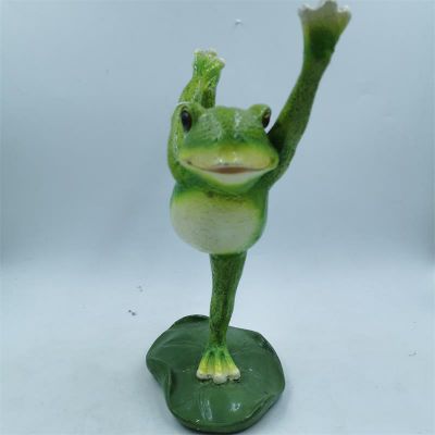 青蛙雕塑-室外玻璃钢一只飞舞的青蛙雕塑