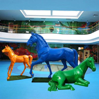 游乐场创意仿真动物玻璃钢彩绘马雕塑