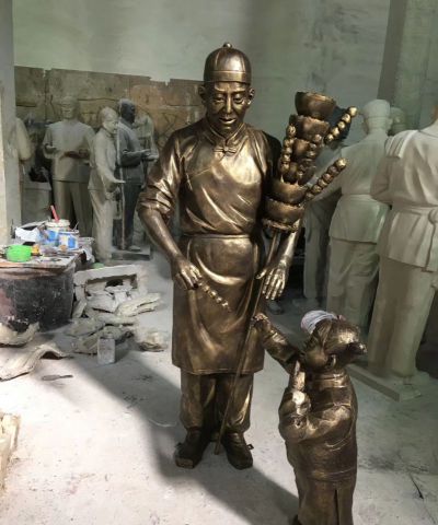 步行街公园民俗文化卖糖葫芦的人物铜雕