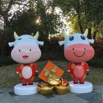 商店两只玻璃钢卡通牛雕塑