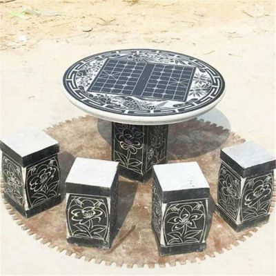 家用青石石雕大型棋盘格石桌石凳雕塑